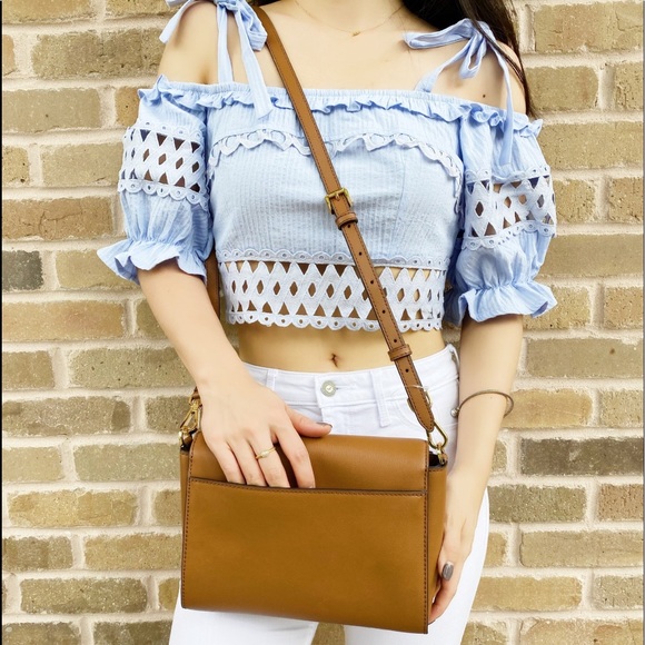 Gaby’sBags💕NWT Michael Kors Flap Crossbody - Picture 3 of 4